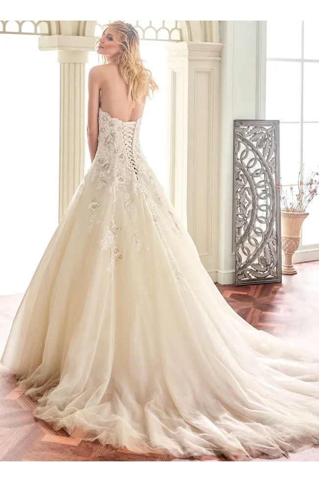 A-Line Appliqued Sleeveless Sweetheart Long Tulle&Lace Wedding Dress-MK_705787