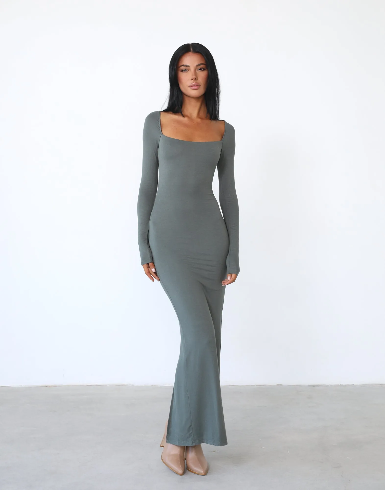 Eyes On Me Maxi Dress (Khaki)