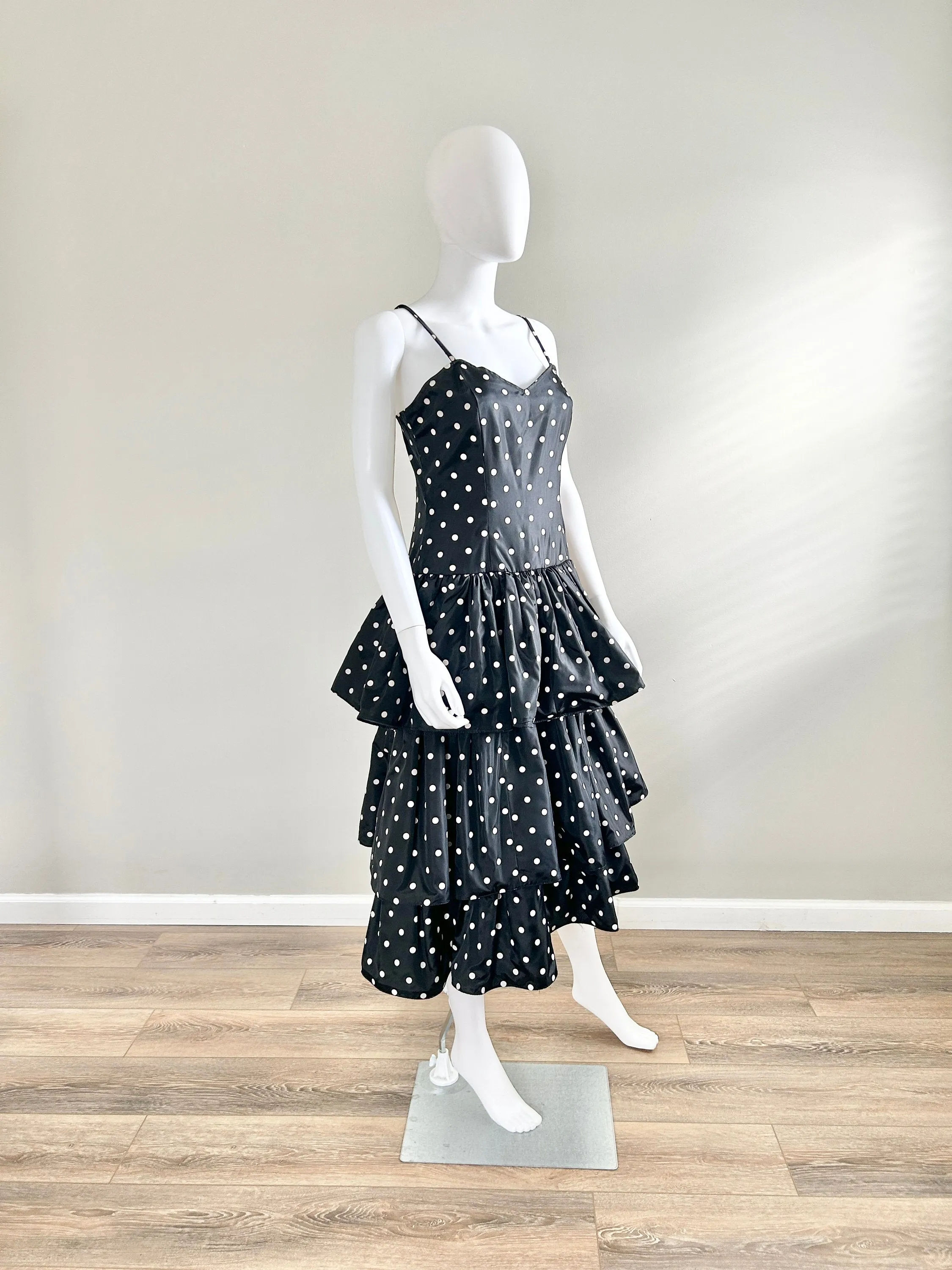 Vintage 1980s Black and White Polka Dot Party Dress / 80s retro taffeta prom dress / Size M