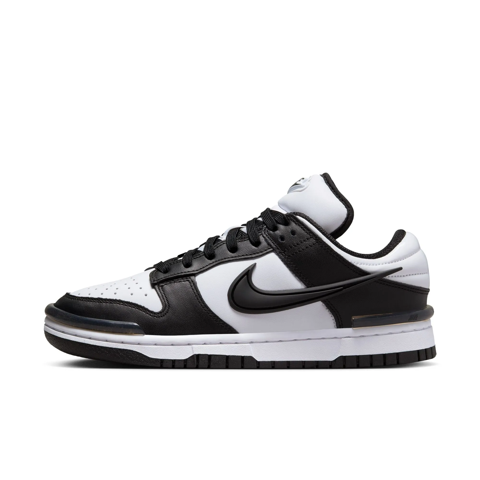 WMNS Nike Dunk Low Twist "Panda"